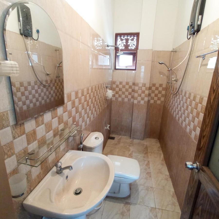 Bluebell Guest House Unawatuna Buitenkant foto
